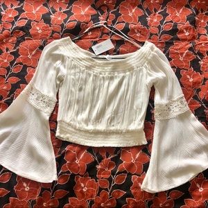 NWT Cute Mahina white off the shoulder top